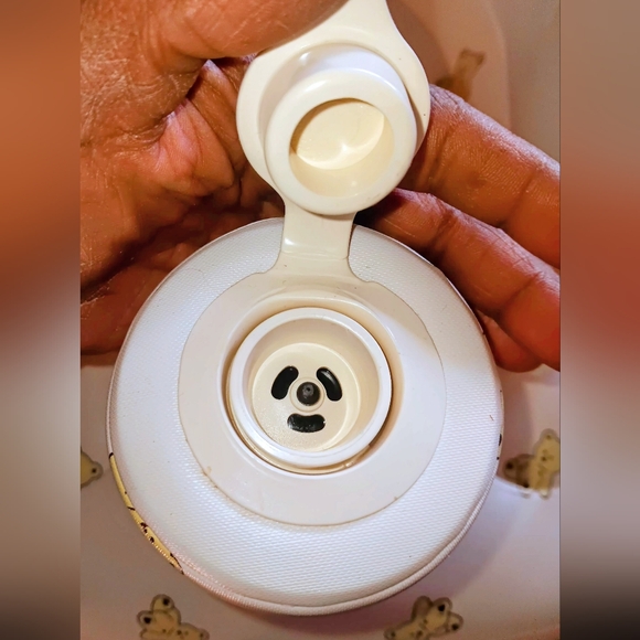 EKEPE Inflatable Baby Seat with Suction Cups~3-36 Months - Picture 5 of 6